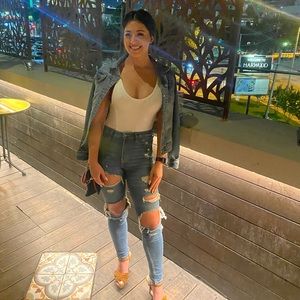 Meet your Posher, Lupita